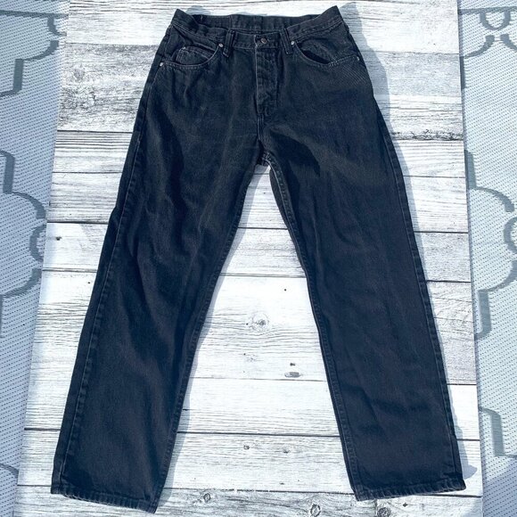 Wrangler Black Denim Straight Leg Dark Wash Classic Relaxed Fit Jeans - Picture 1 of 10